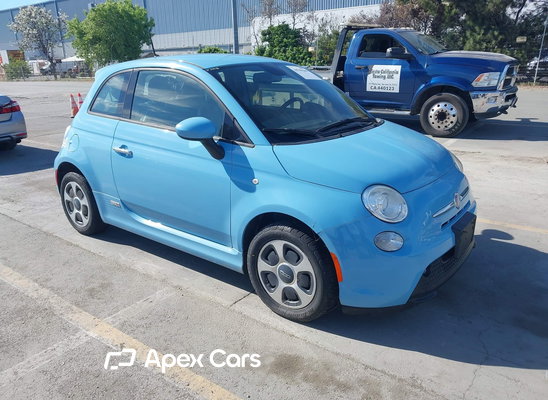 2015 Fiat 500 - Image 1 of 5