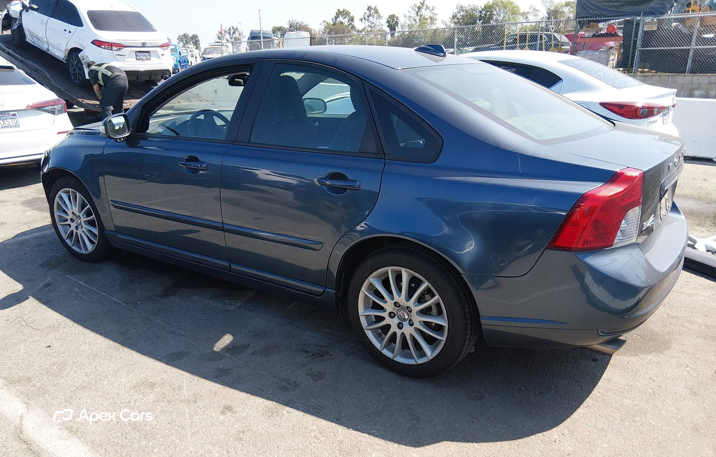 Volvo S40 2011