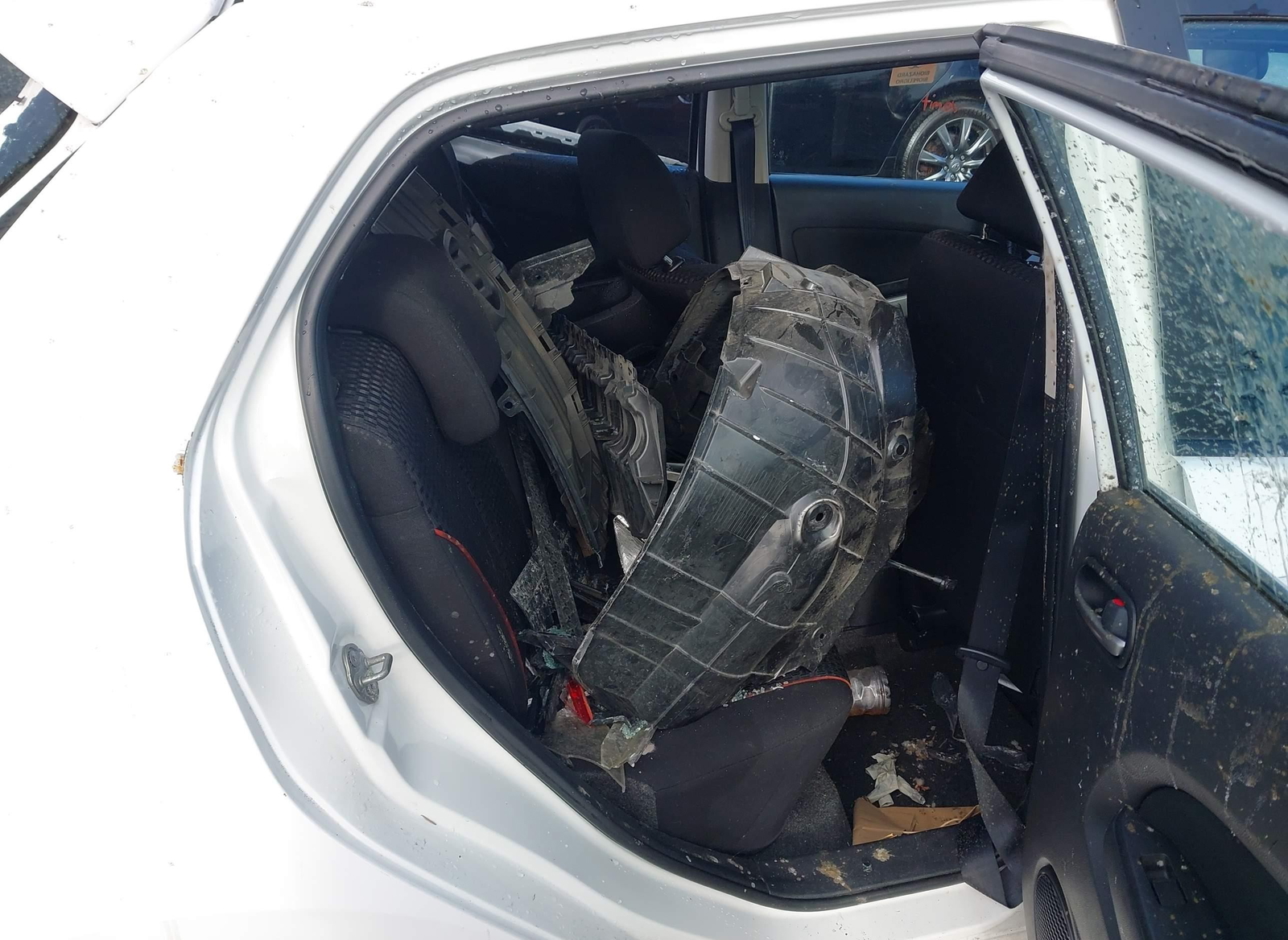 Mazda 2 2012