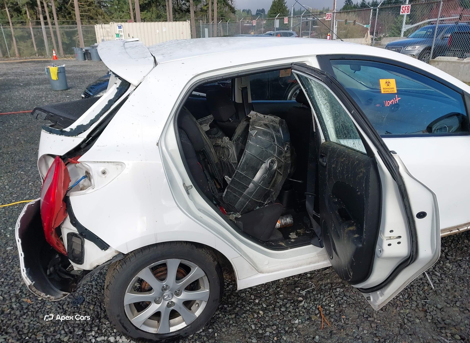 Mazda 2 2012
