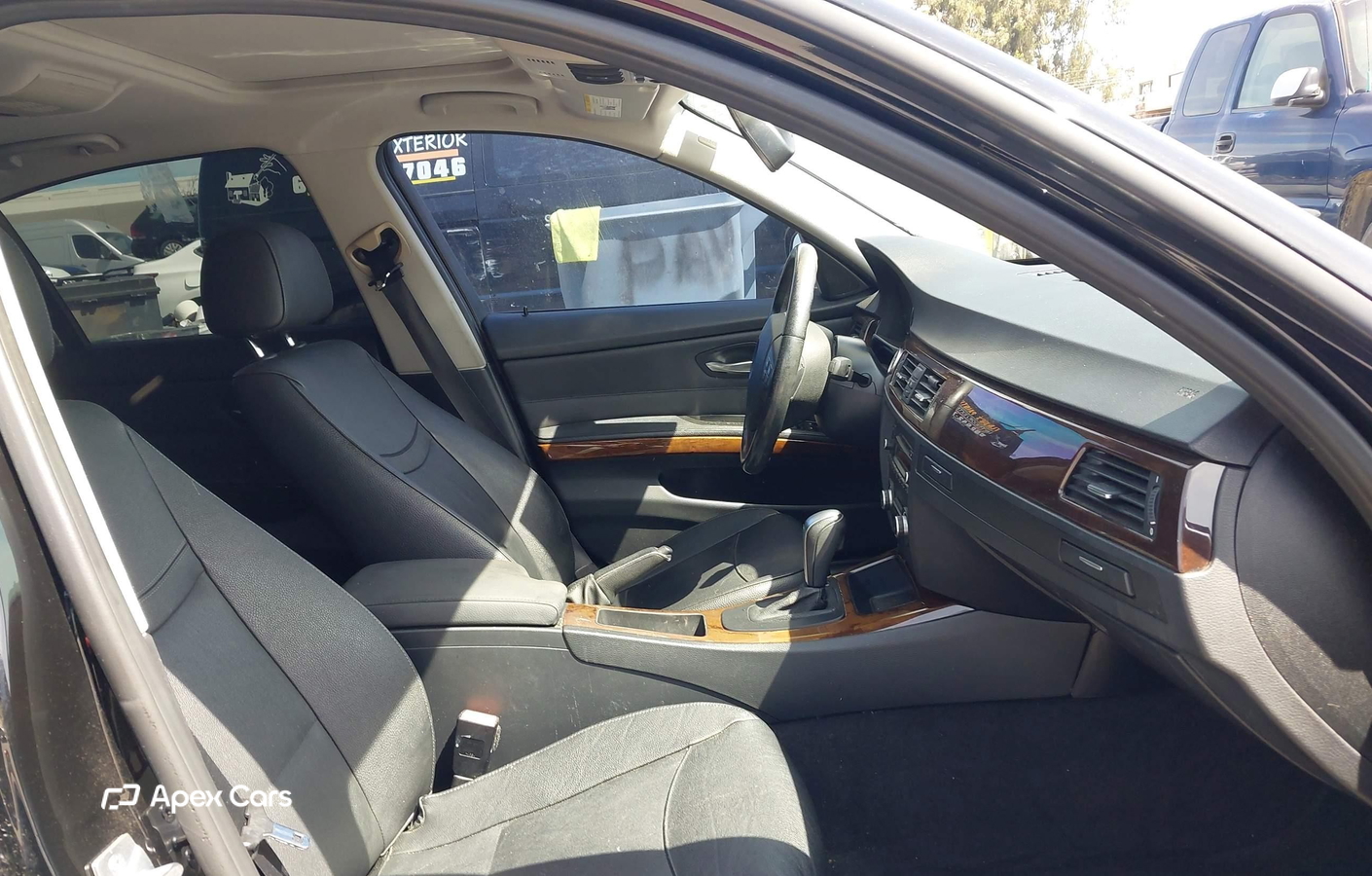 BMW Series 3 2011