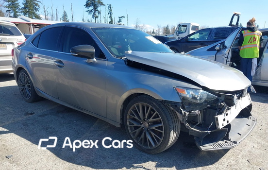 Lexus IS 2015 - Image 1 of 17