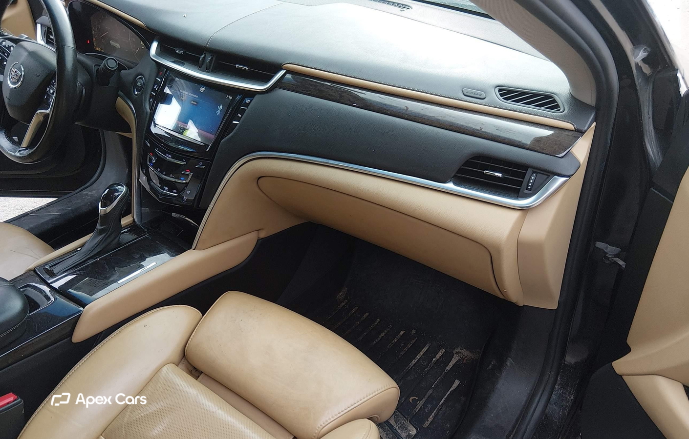 Cadillac XTS 2014