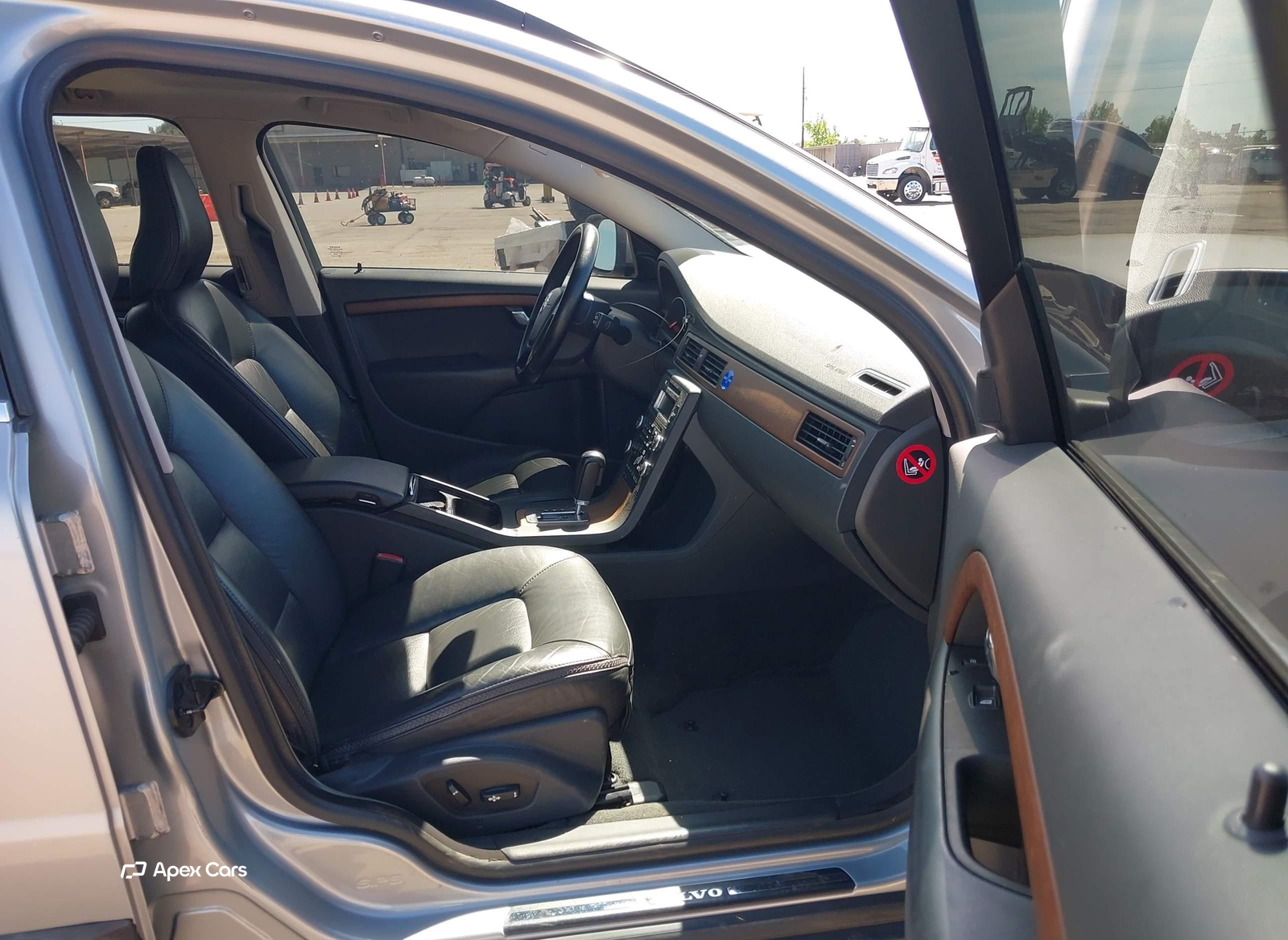 Volvo XC70 2010