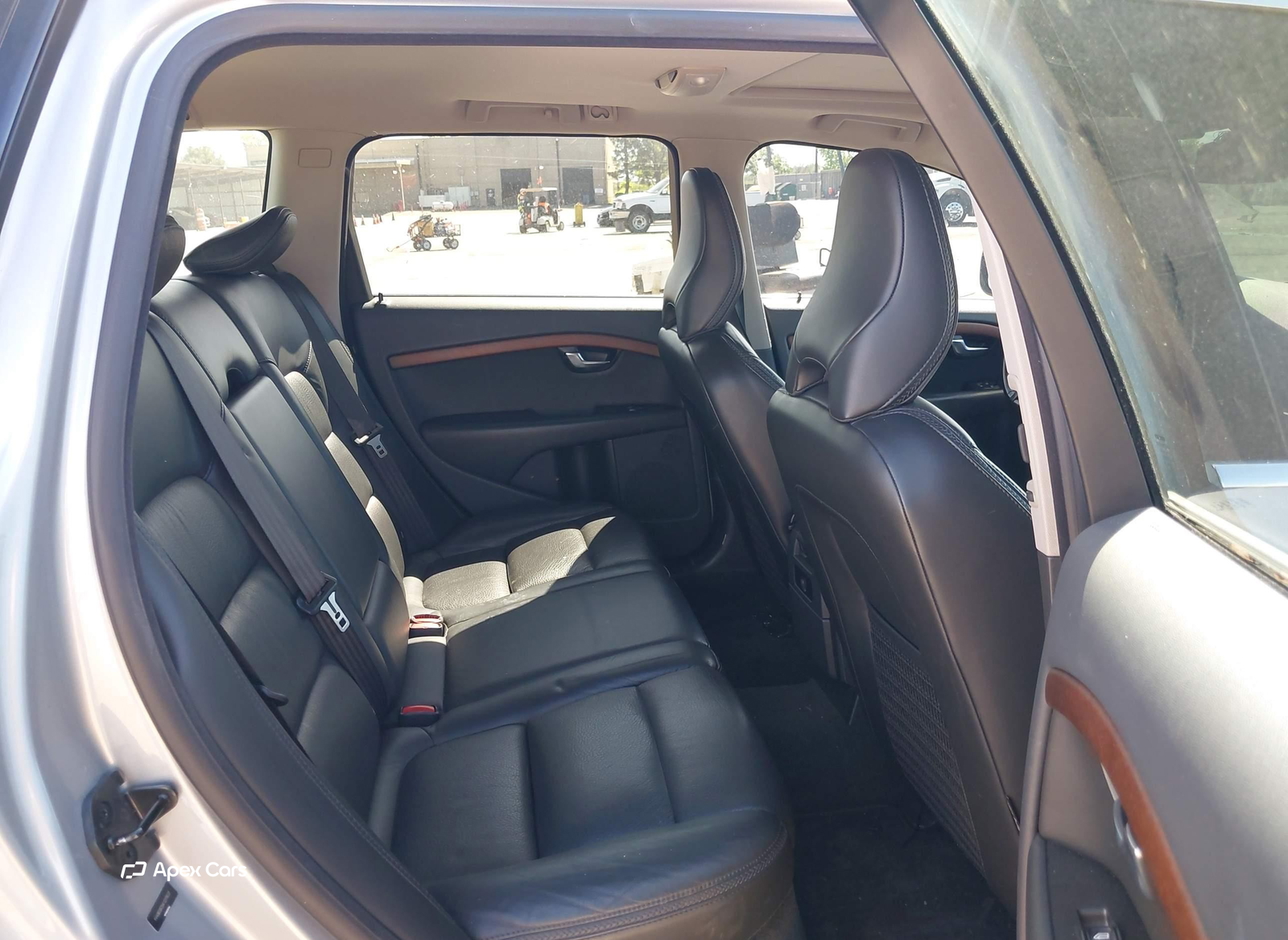 Volvo XC70 2010