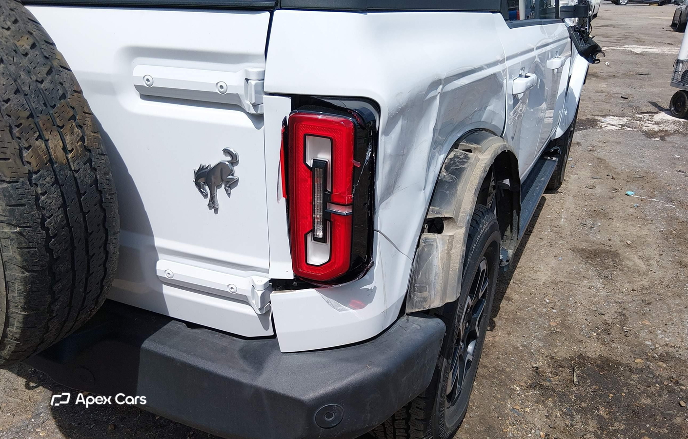 Ford Bronco 2024