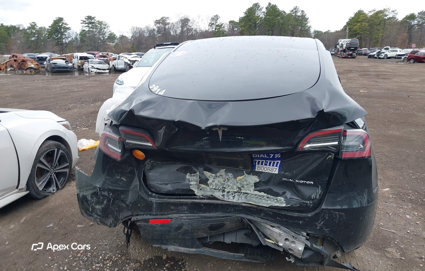 Tesla Model Y 2023