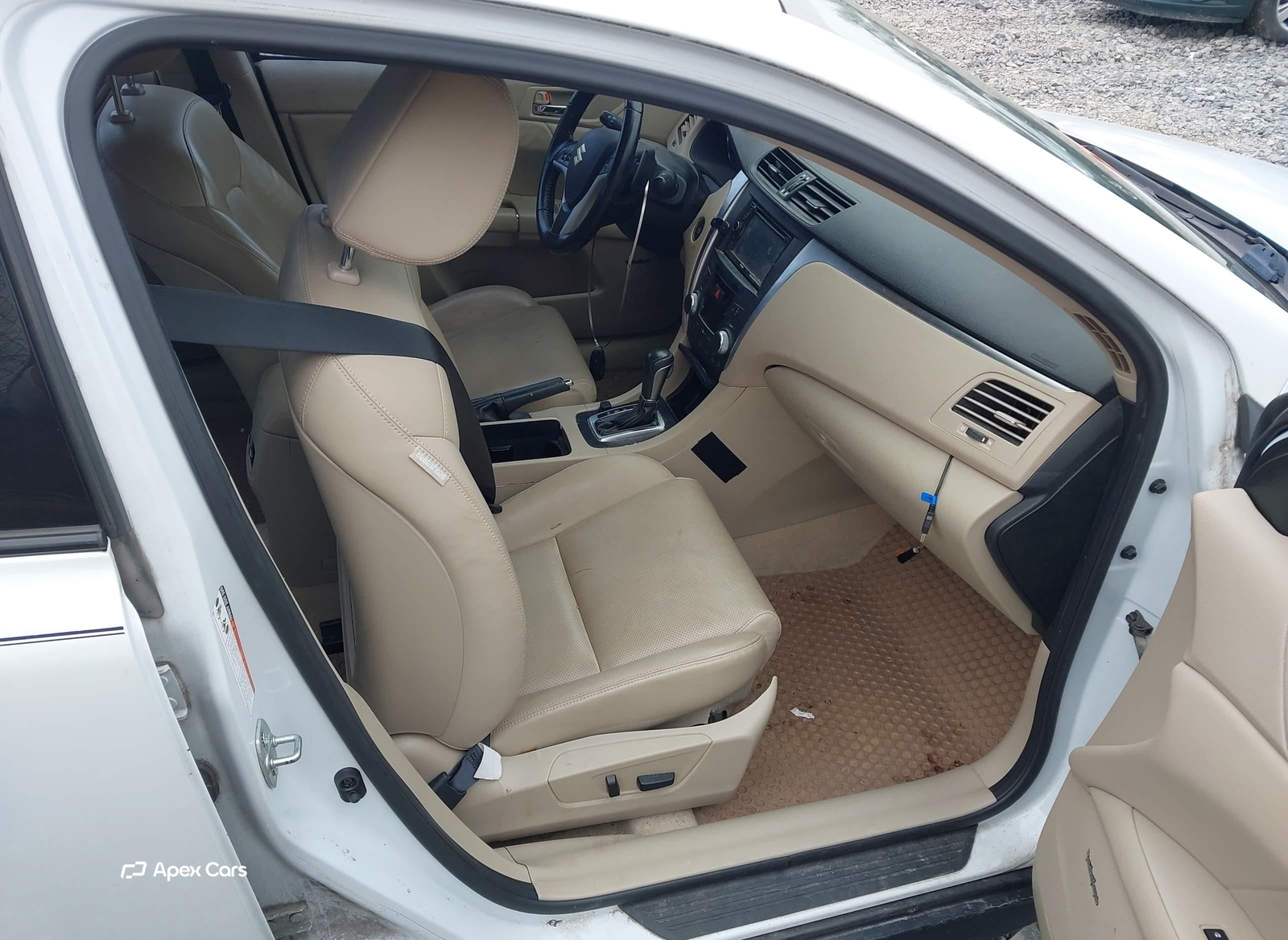 Suzuki Kizashi 2011