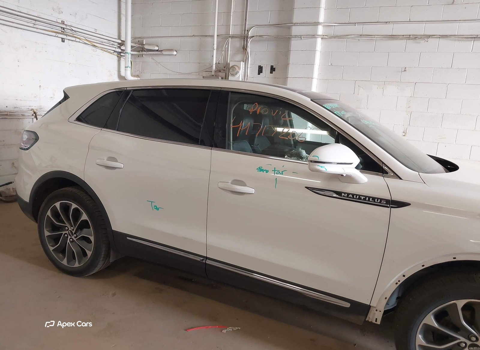 Lincoln Nautilus 2021