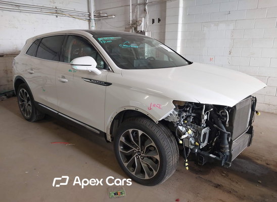 2021 Lincoln Nautilus - Image 1 of 5