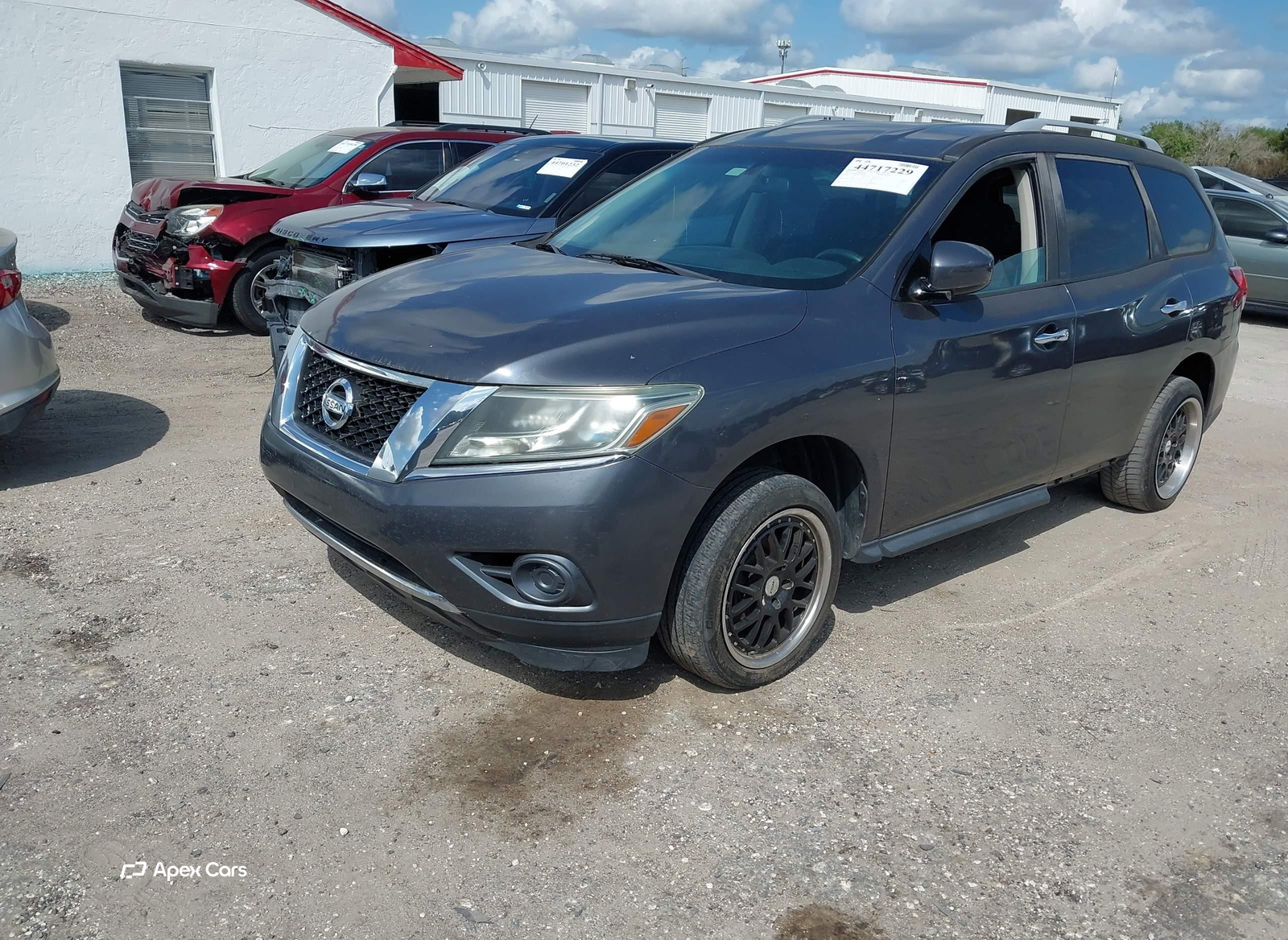 Nissan Pathfinder 2013