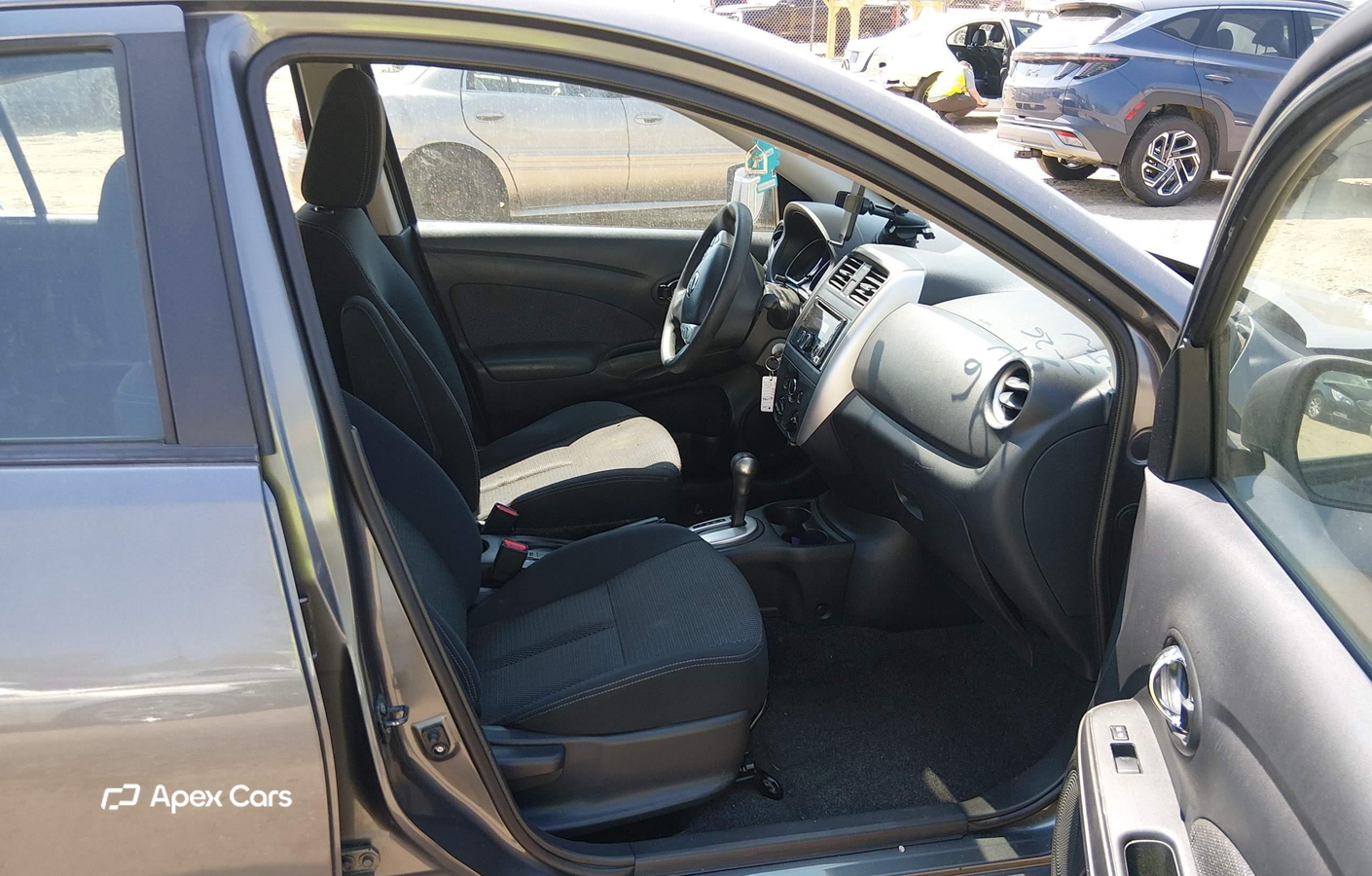 Nissan Versa 2016
