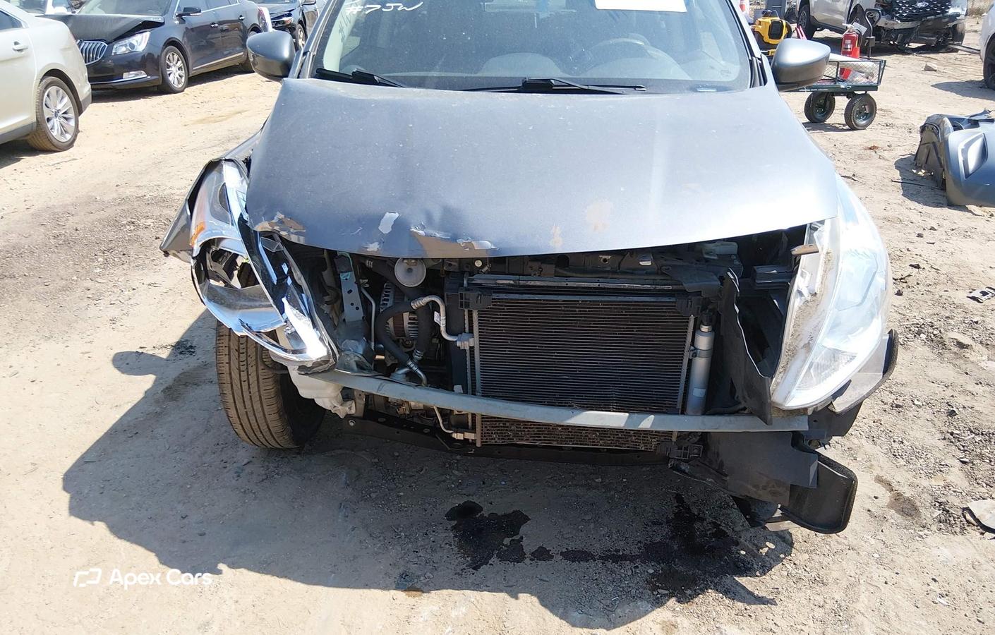 Nissan Versa 2016