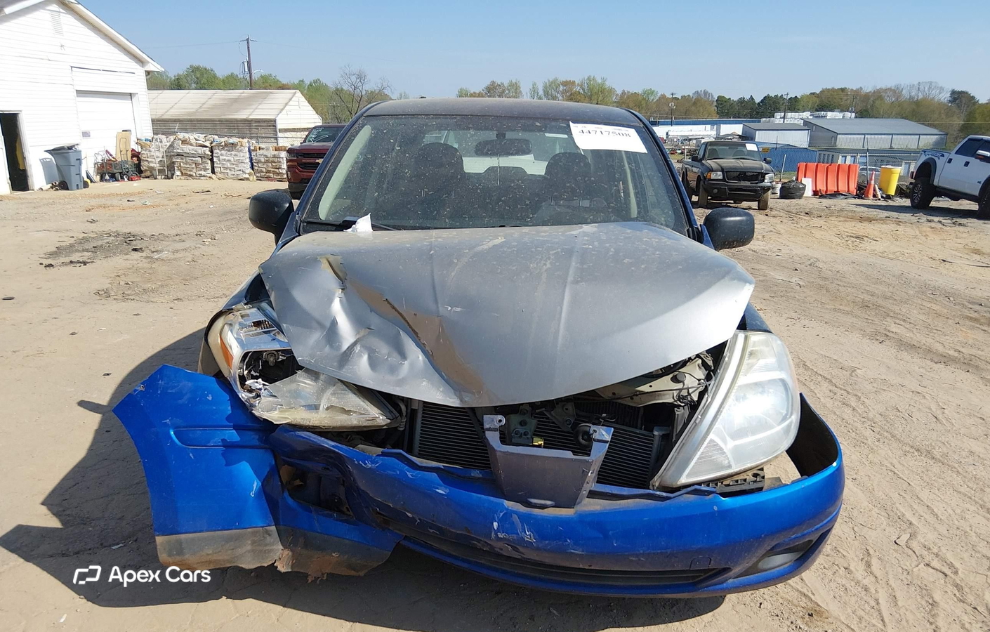 Nissan Versa 2011