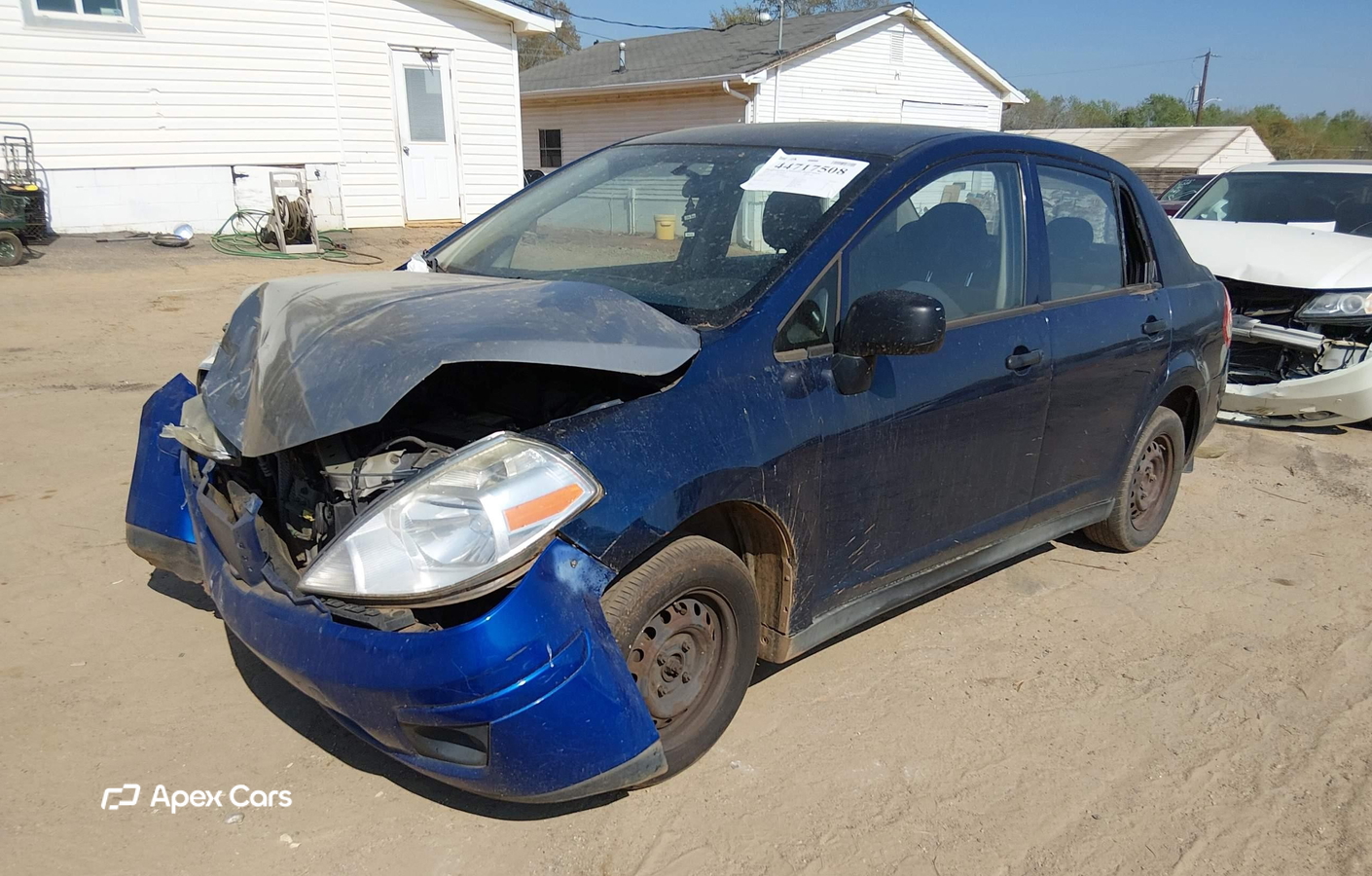 Nissan Versa 2011