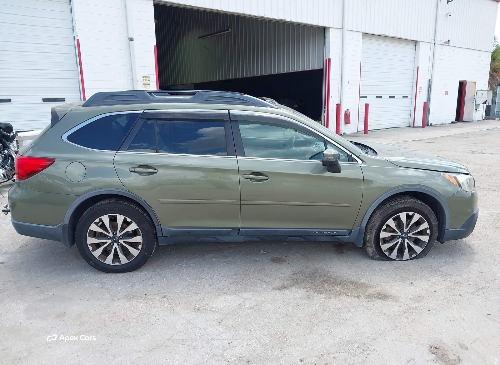 Subaru Outback 2015