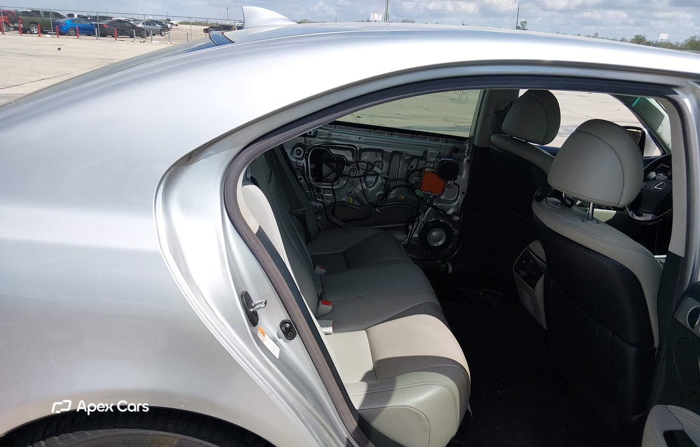 Lexus LS 2015