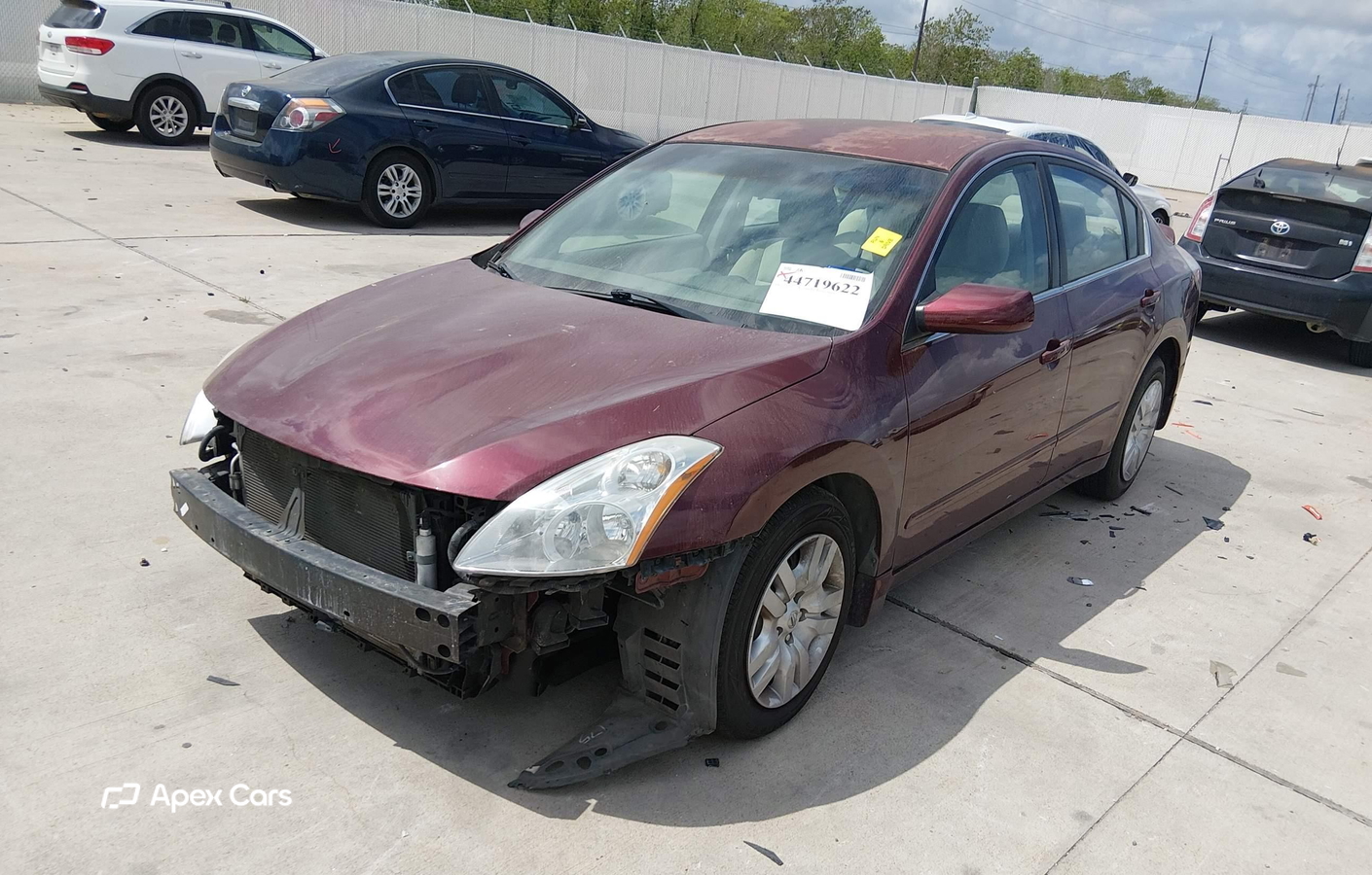 Nissan Altima 2012