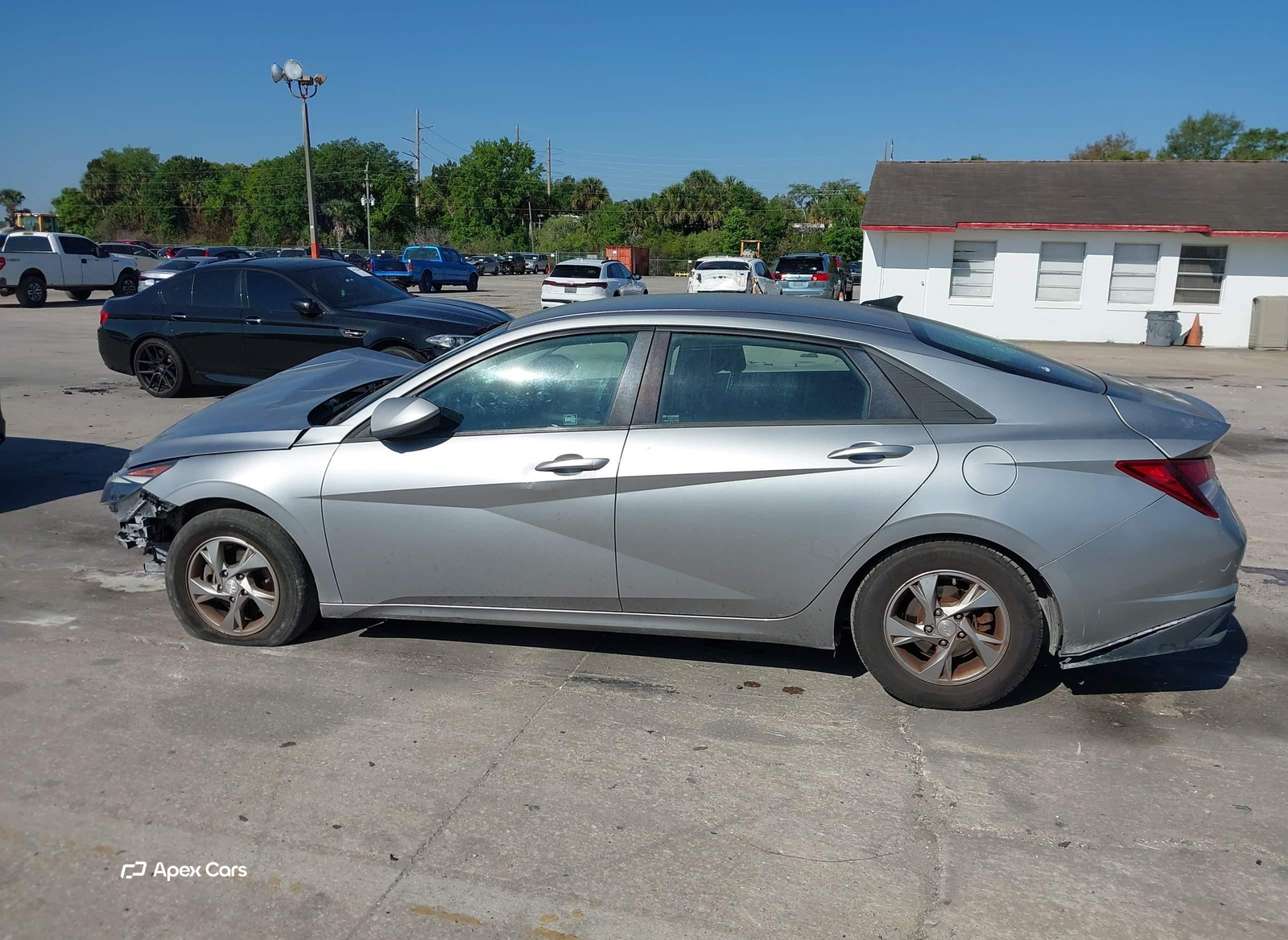 Hyundai Elantra 2021