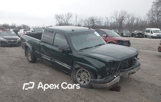 Chevrolet Silverado 2004 - Image 1 of 17