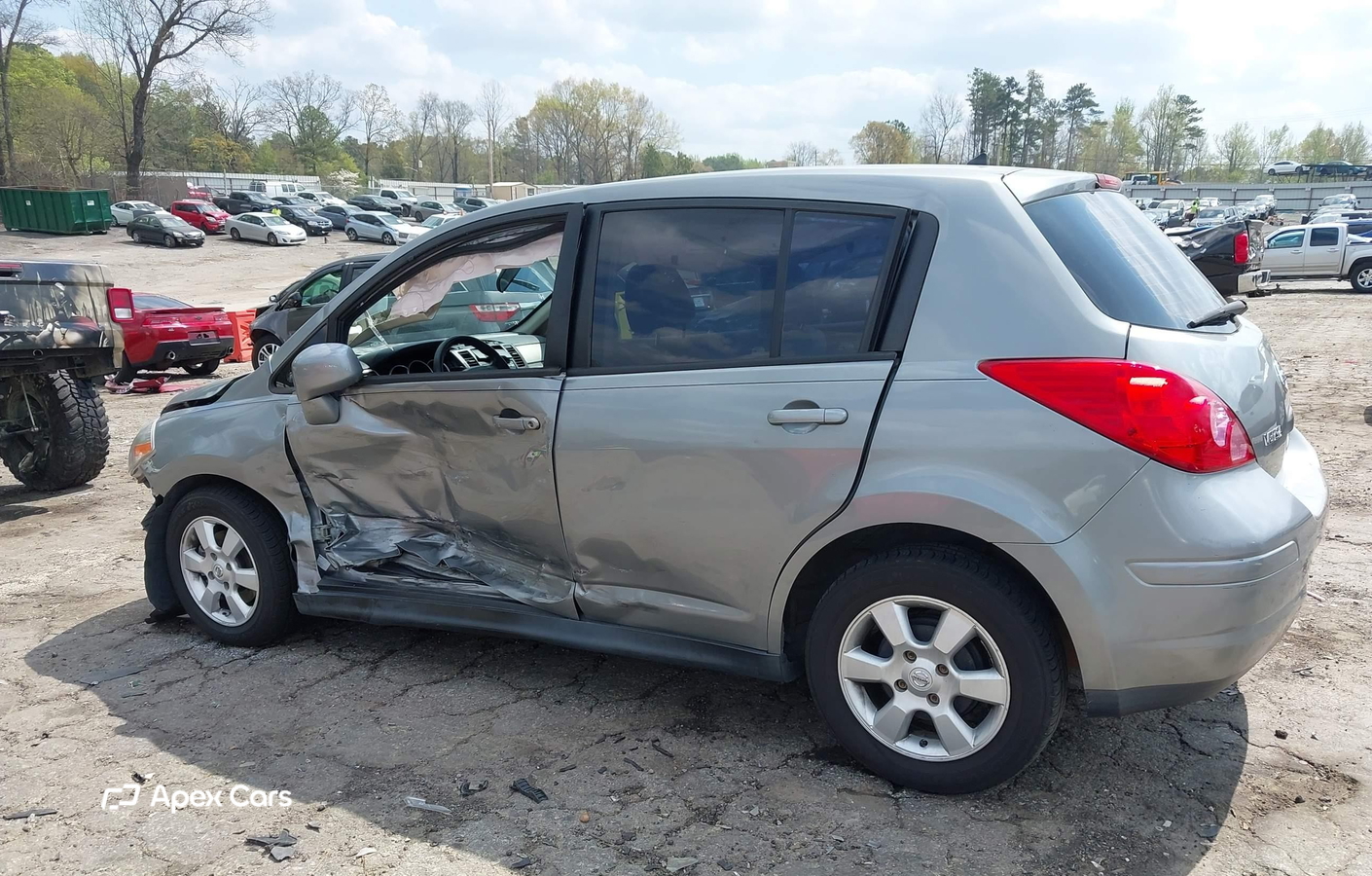 Nissan Versa 2012