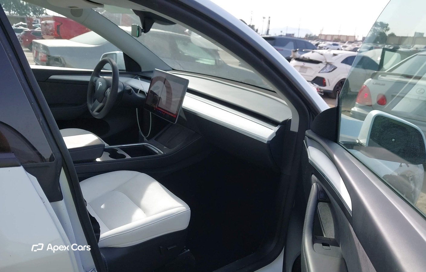Tesla Model Y 2024