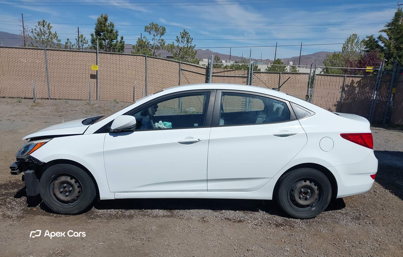 Hyundai Accent 2015