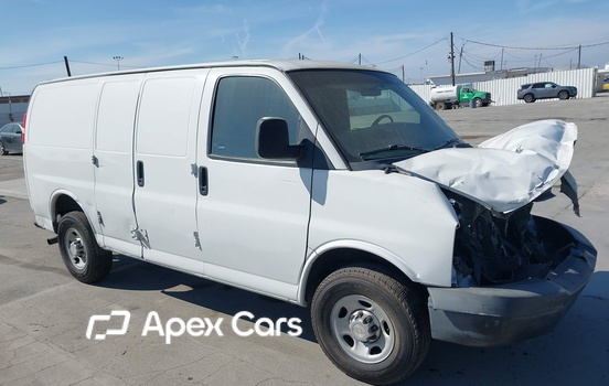 Chevrolet Express 2010 - Image 1 of 17