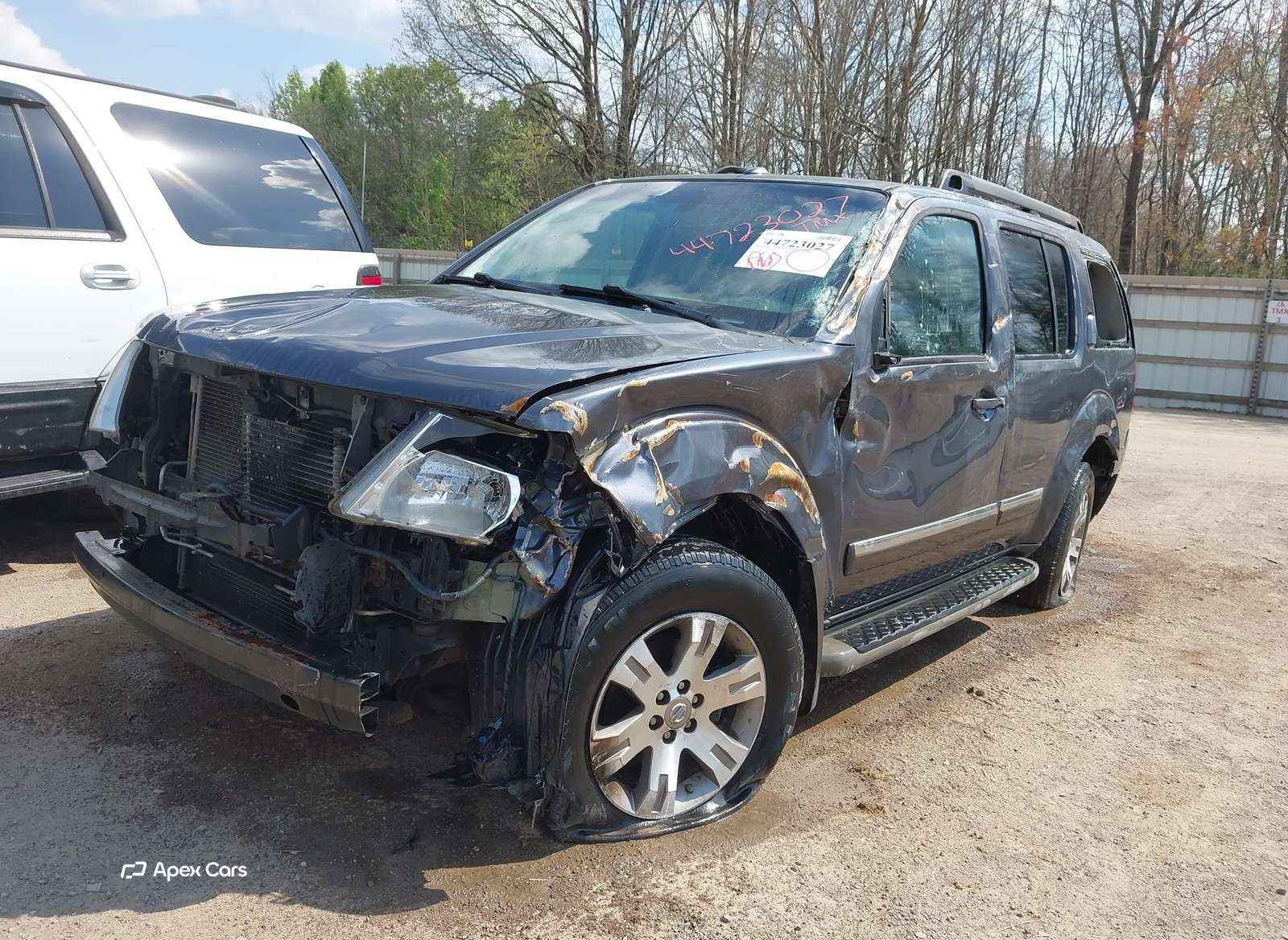 Nissan Pathfinder 2012
