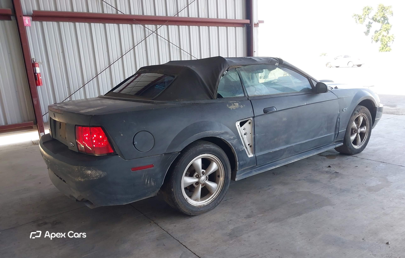 Ford Mustang 2002