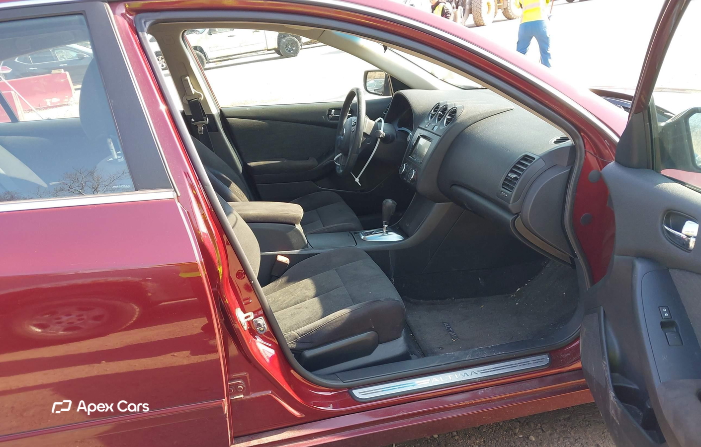 Nissan Altima 2012