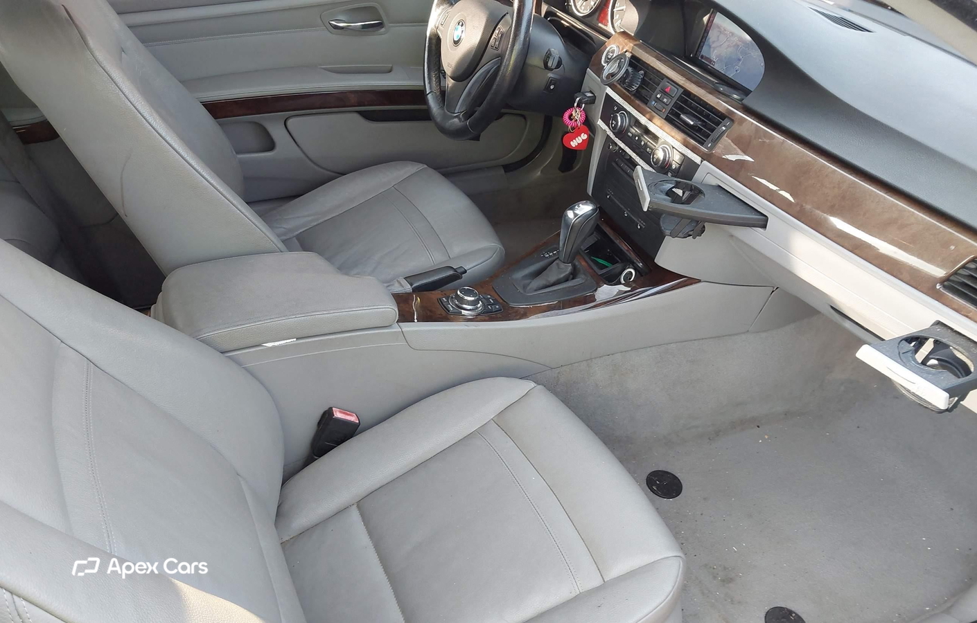 BMW Series 3 2009