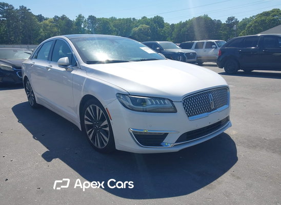 2017 Lincoln MKZ - Image 1 of 5