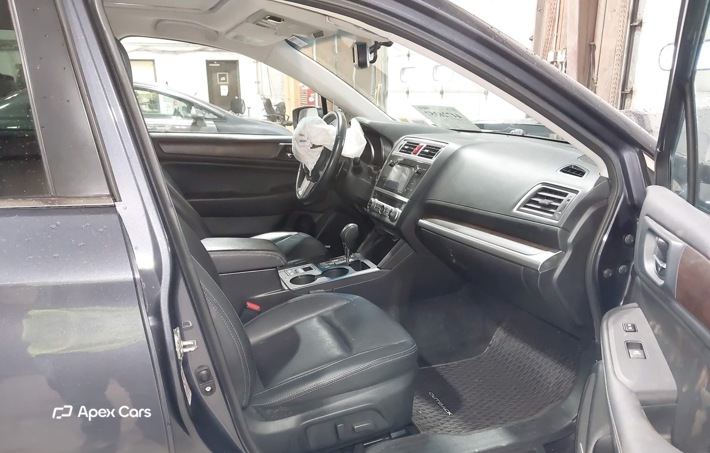 Subaru Outback 2015