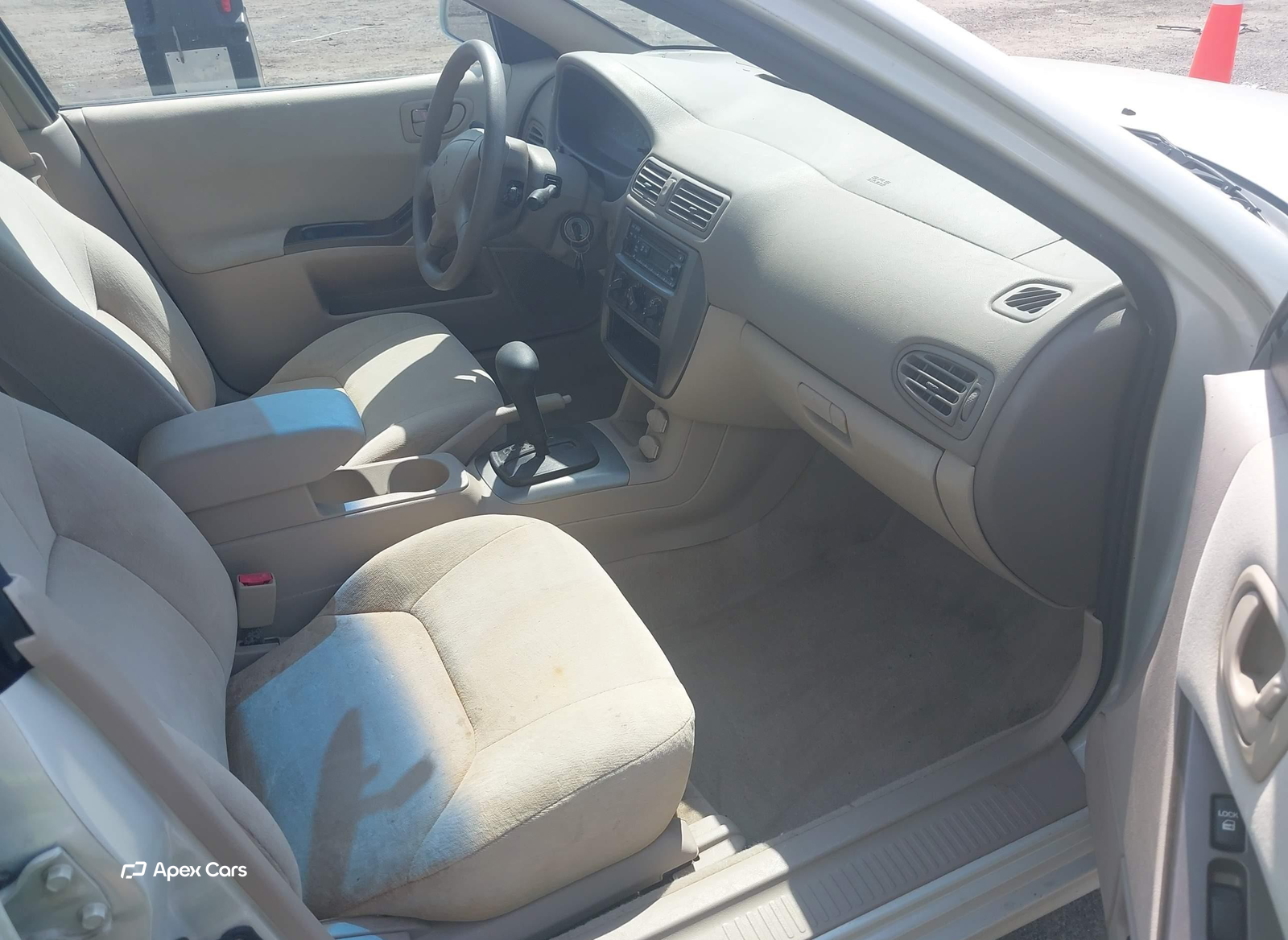 Mitsubishi Galant 2003