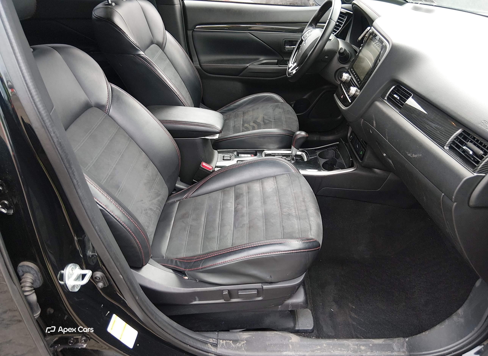 Mitsubishi Outlander 2020