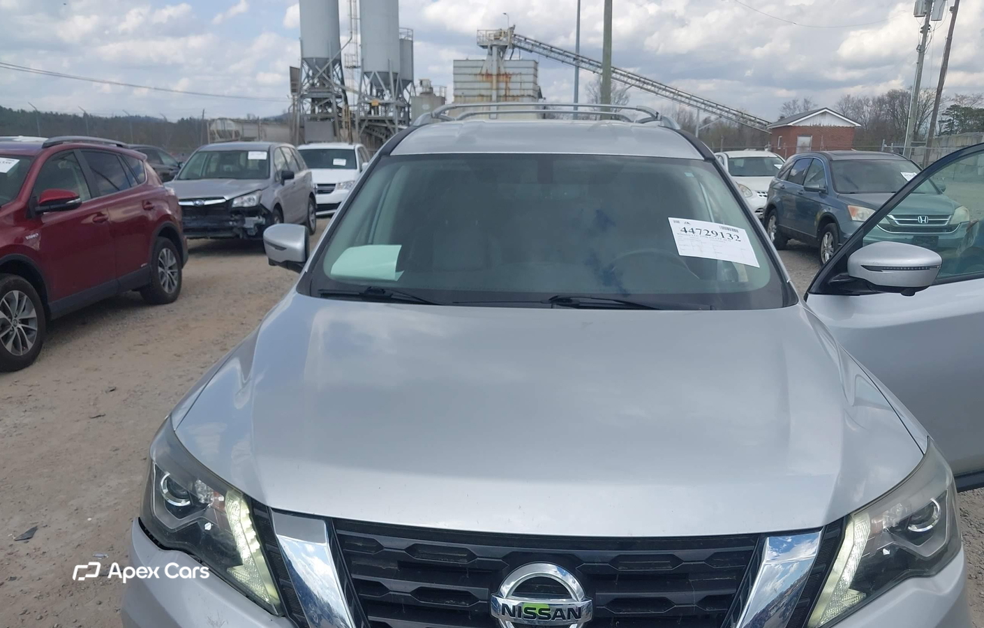 Nissan Pathfinder 2018