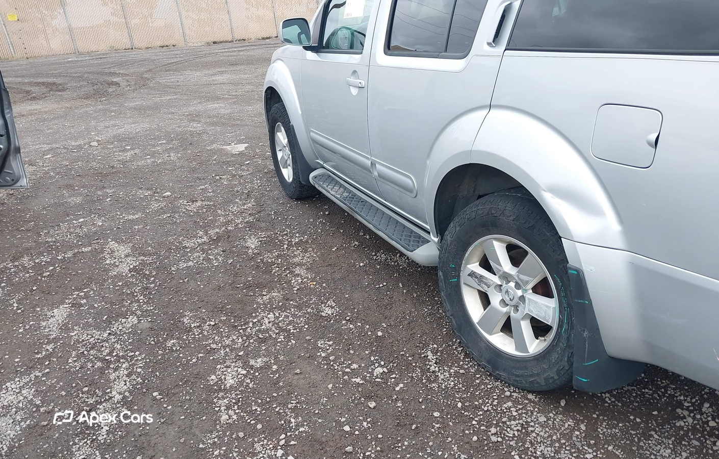 Nissan Pathfinder 2012