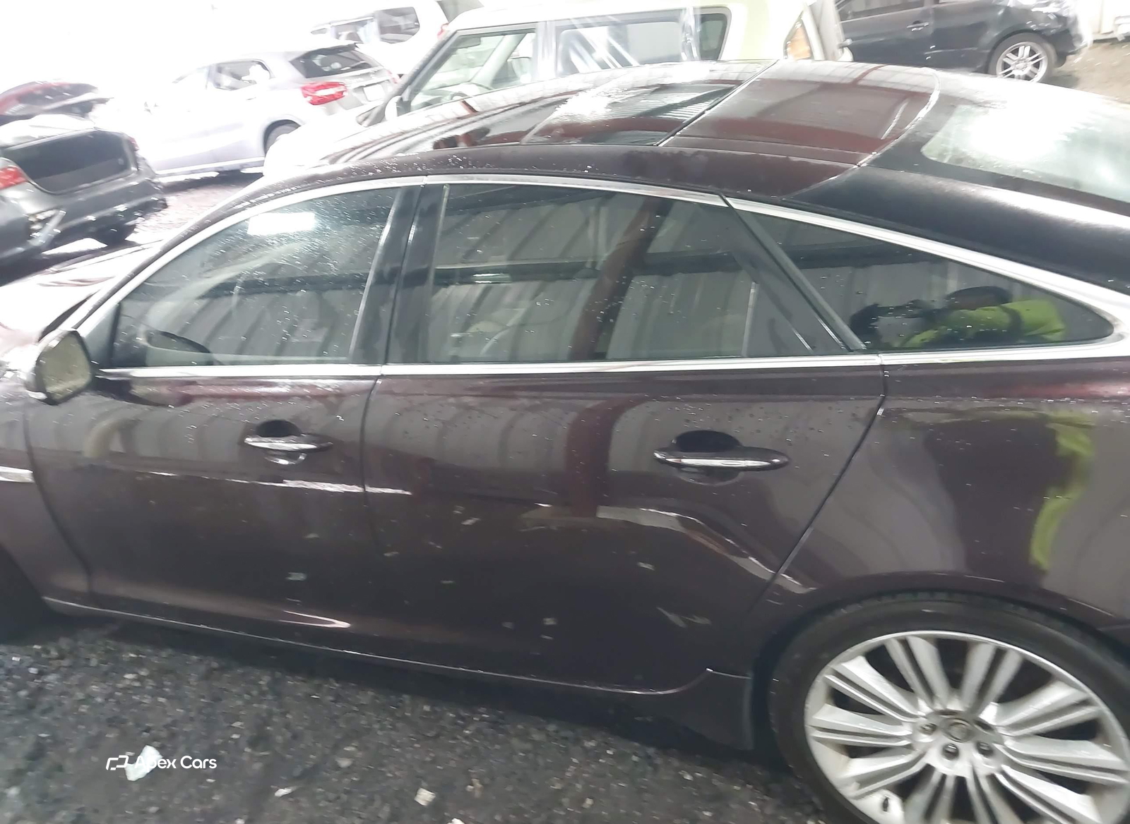 Jaguar XJ 2011