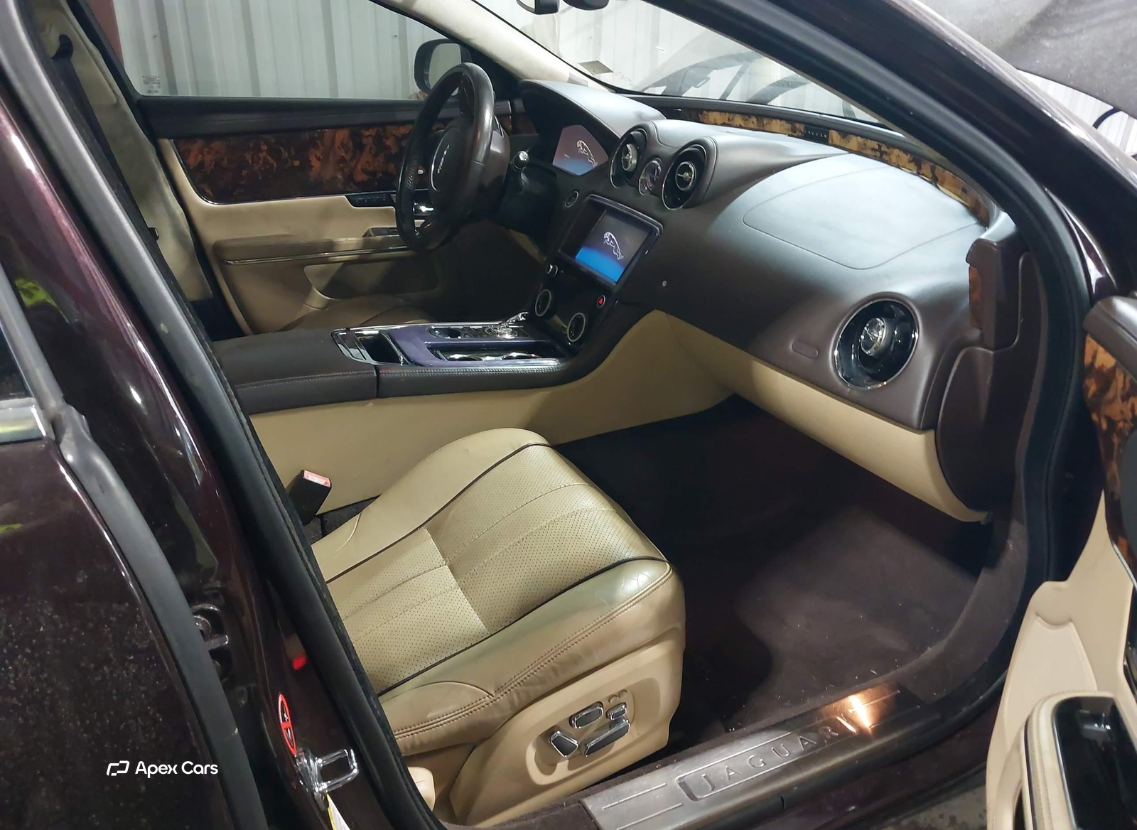 Jaguar XJ 2011