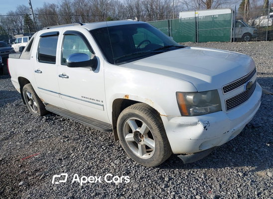 2009 Chevrolet Avalanche - Image 1 of 5