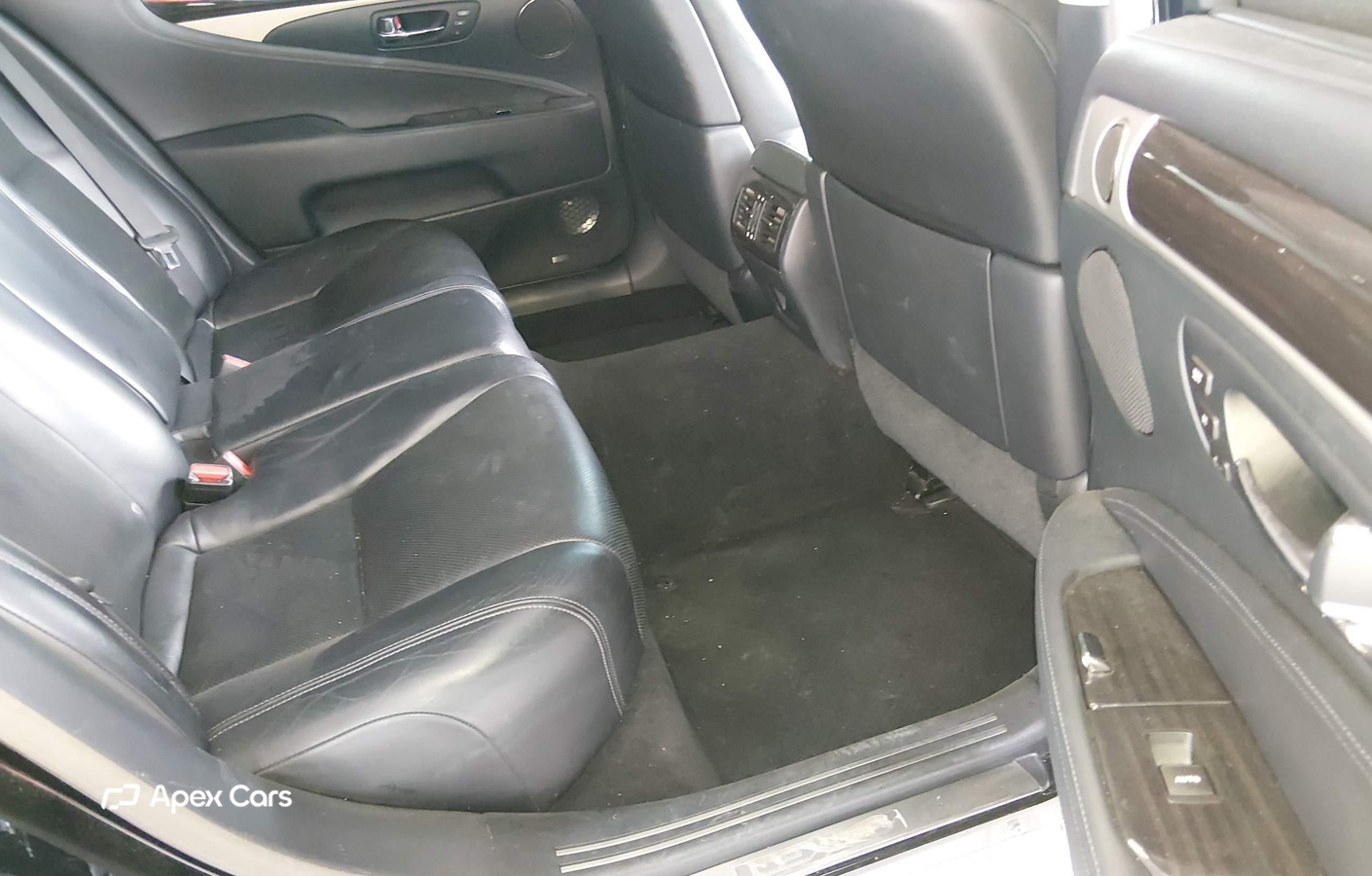 Lexus LS 2014