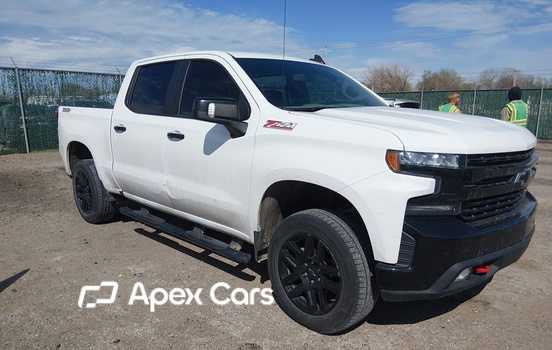 Chevrolet Silverado 2022 - Image 1 of 17