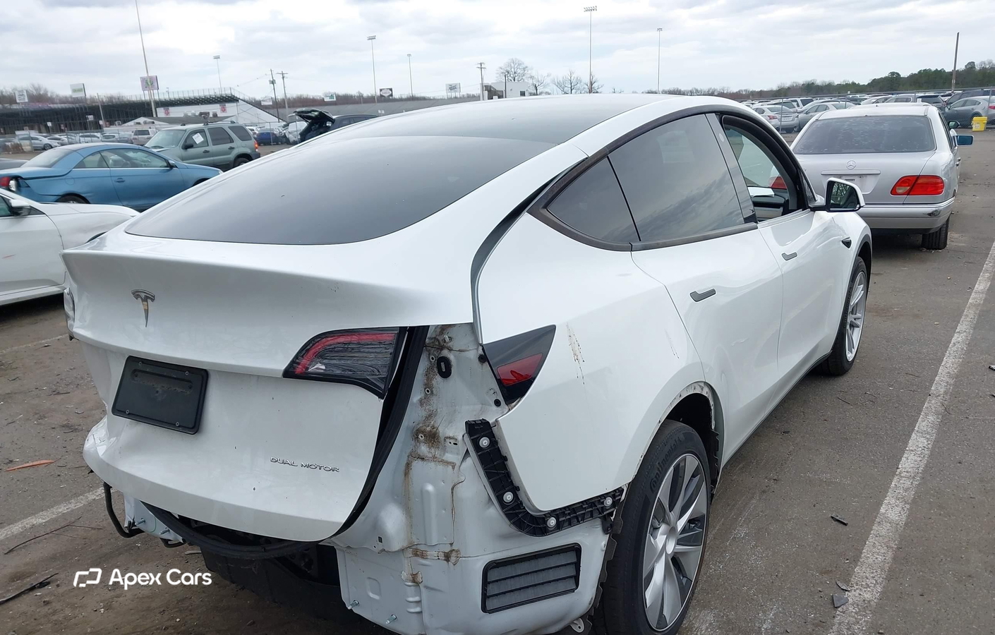 Tesla Model Y 2022