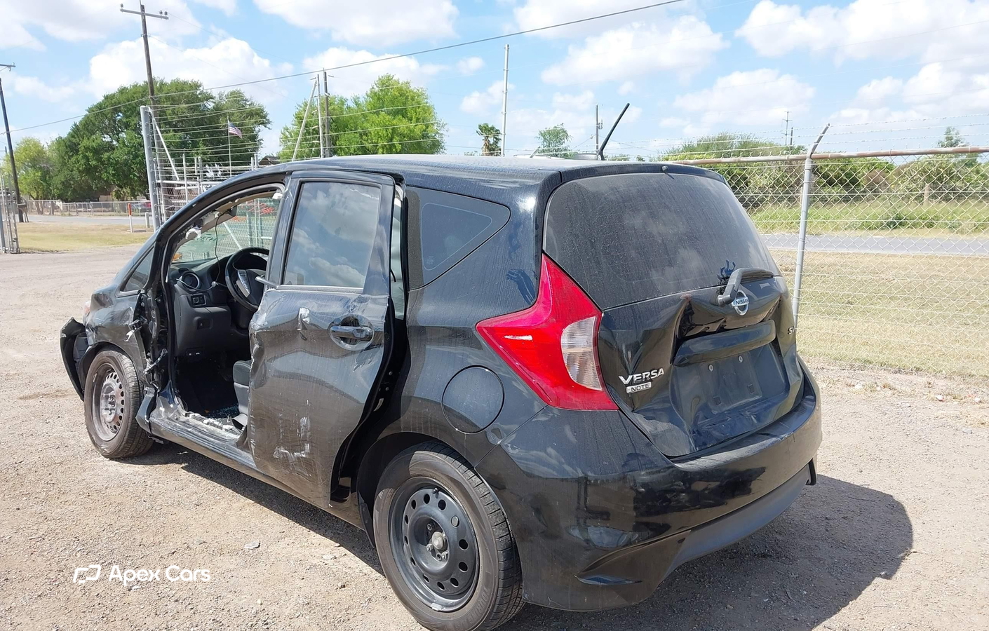 Nissan Versa 2017