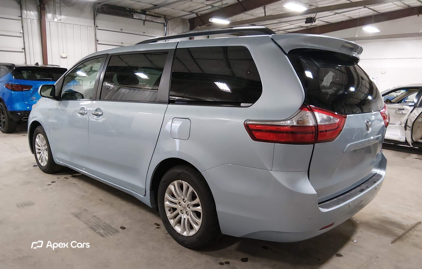 Toyota Sienna 2015