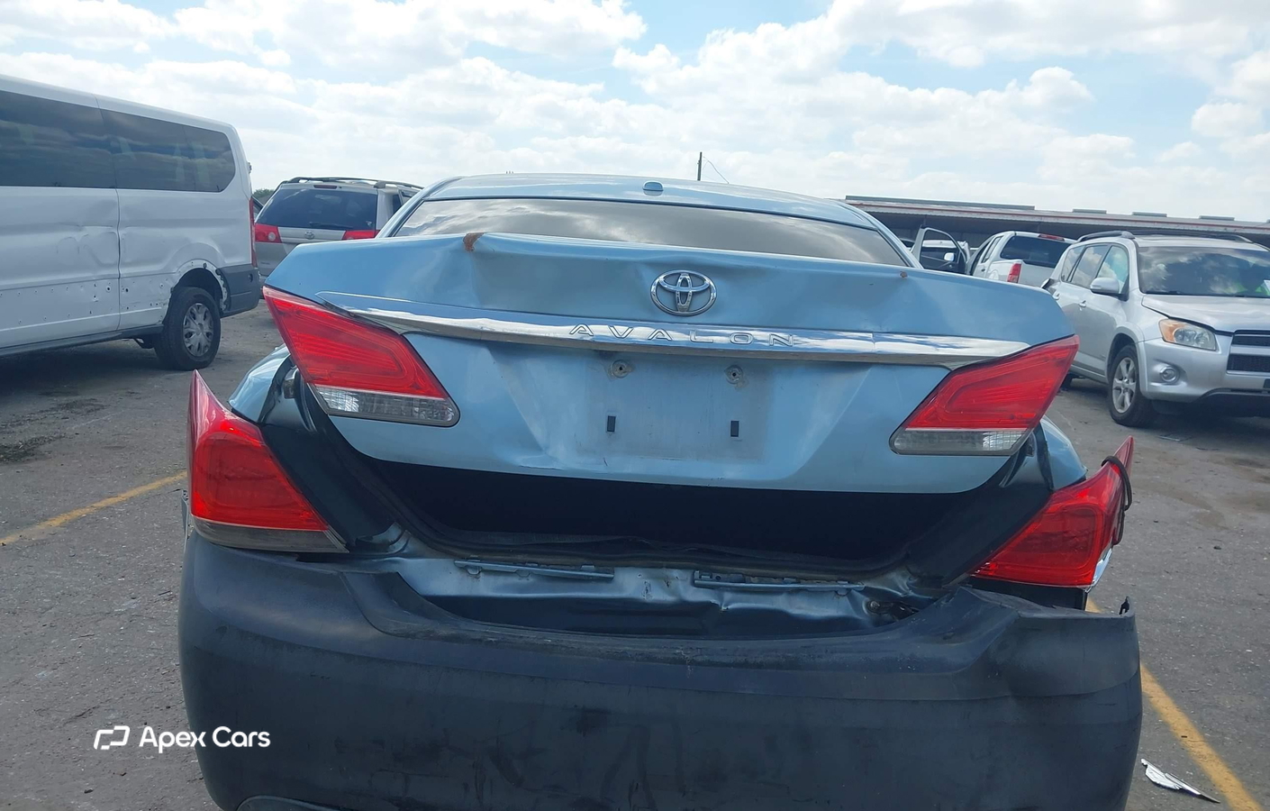 Toyota Avalon 2011
