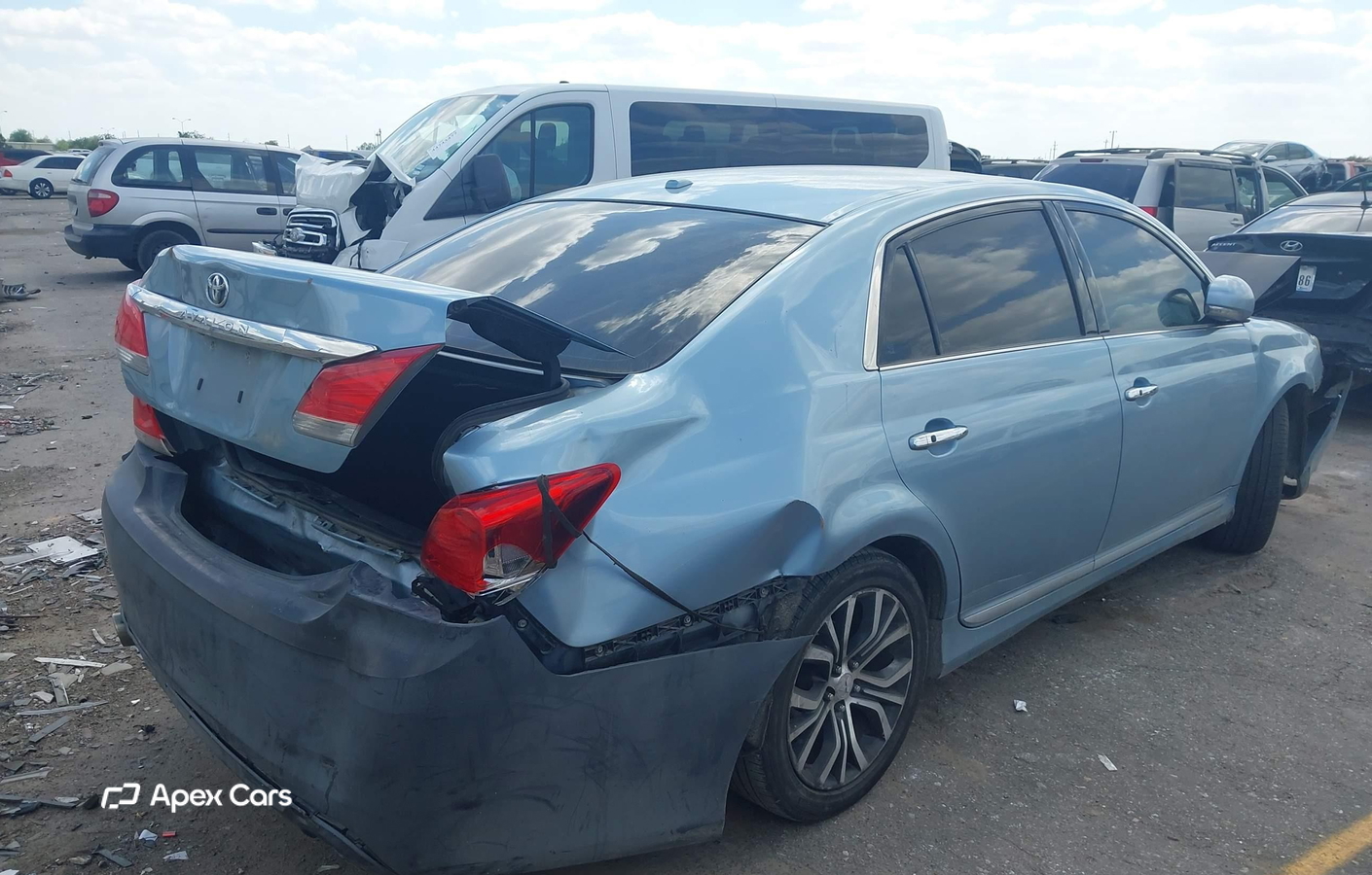 Toyota Avalon 2011
