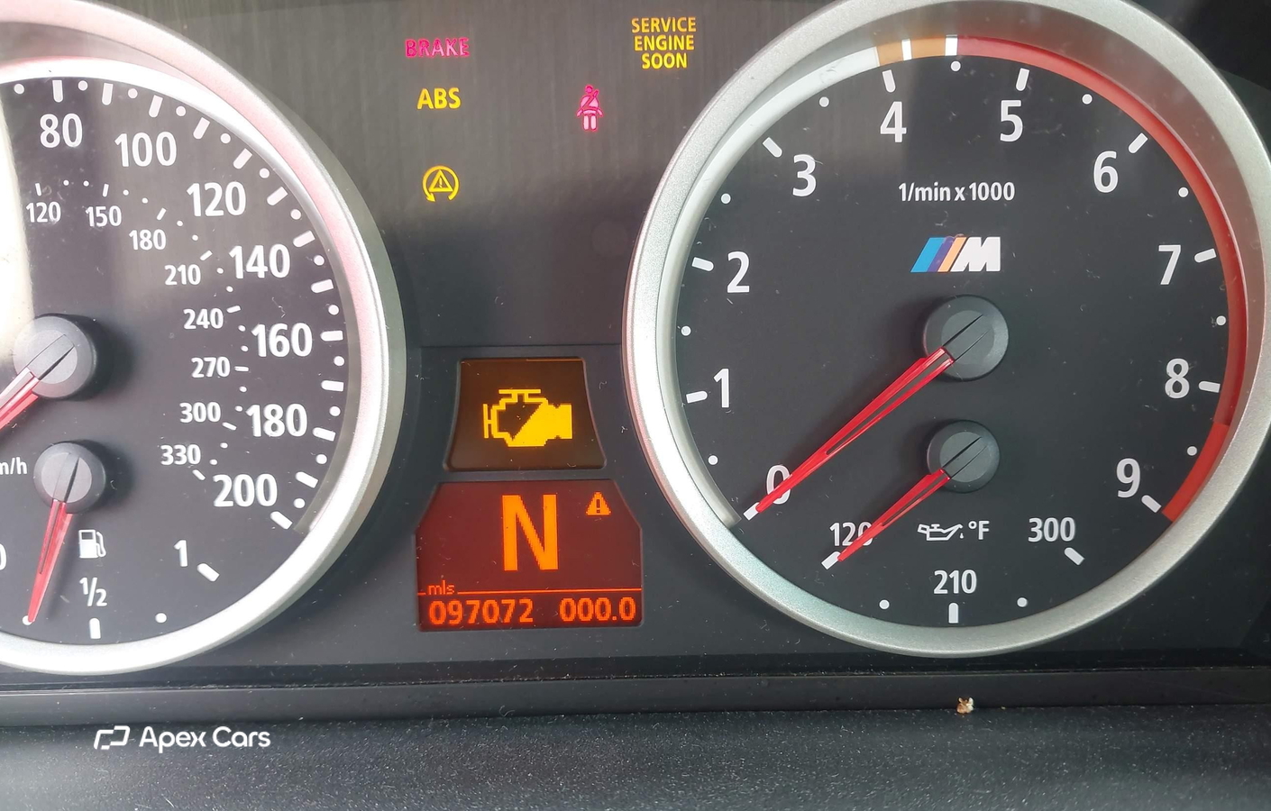 BMW M5 2006