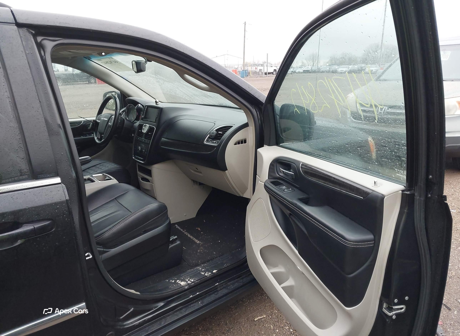 Chrysler Town & Country 2012